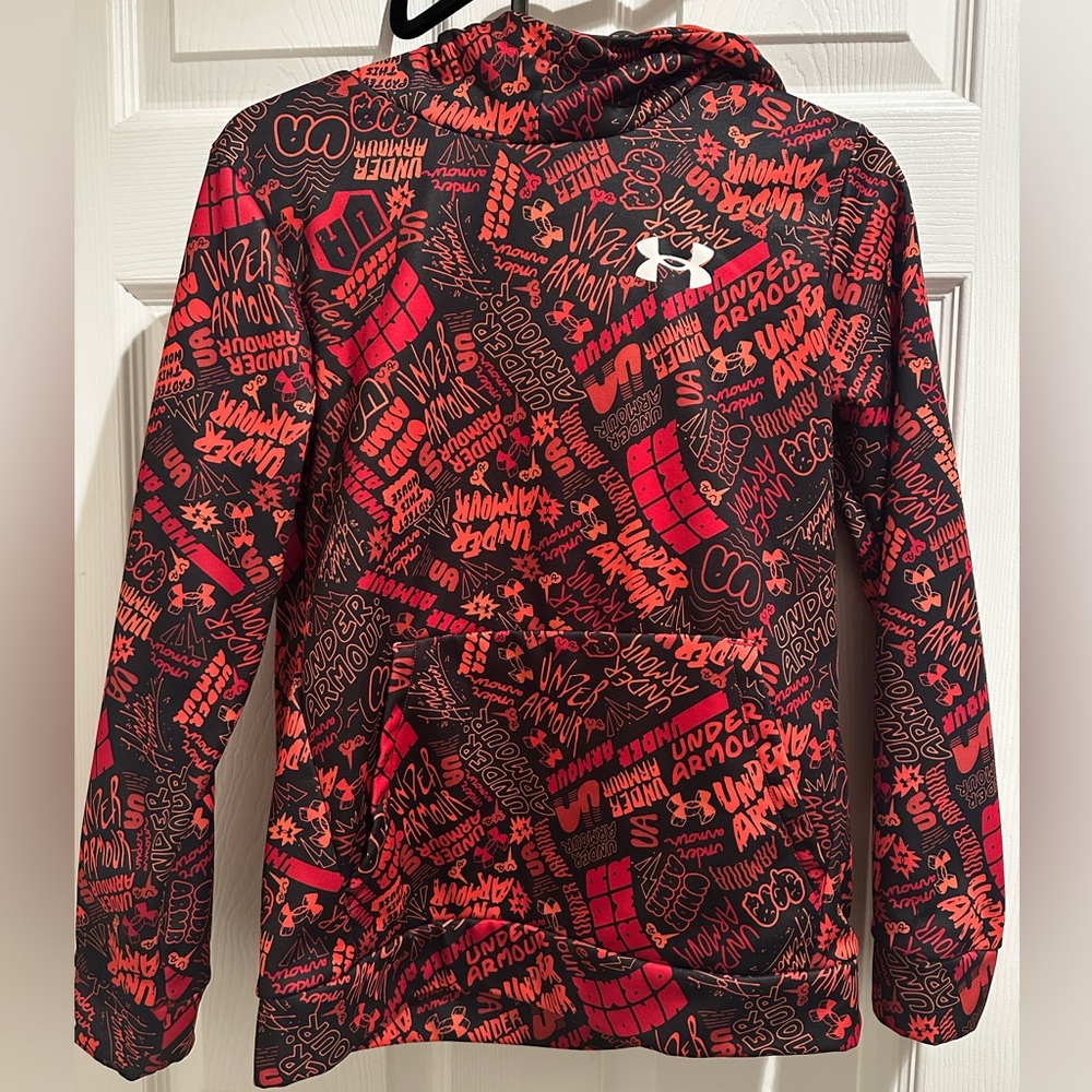 Boys Youth Small Under Armour Hoodie, never worn!